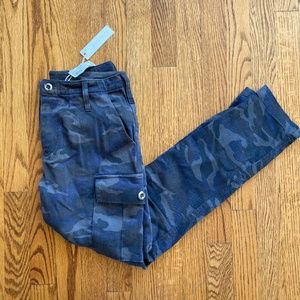 Olivaceous Cargo Pant Camo Print Skinny Size S